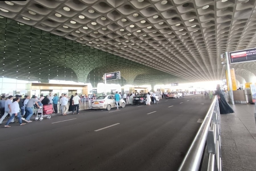 Pimple Nilakh To Mumbai Airport Cab